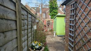 Photo 17- click for photo gallery